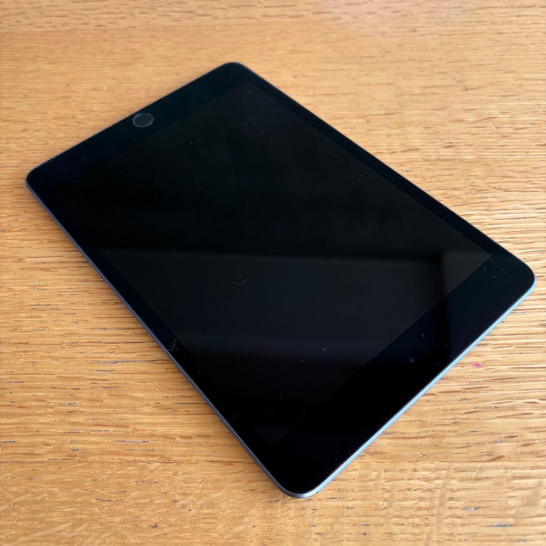 iPad mini 第5世代 Wi-Fiモデル 64GB / 黒