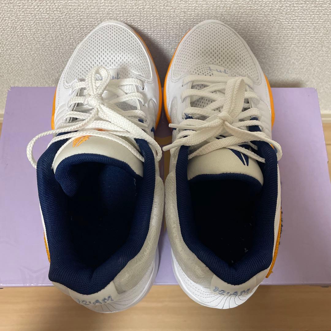 小川七瀬 NIKE ja2 ep white/blue void 26cm