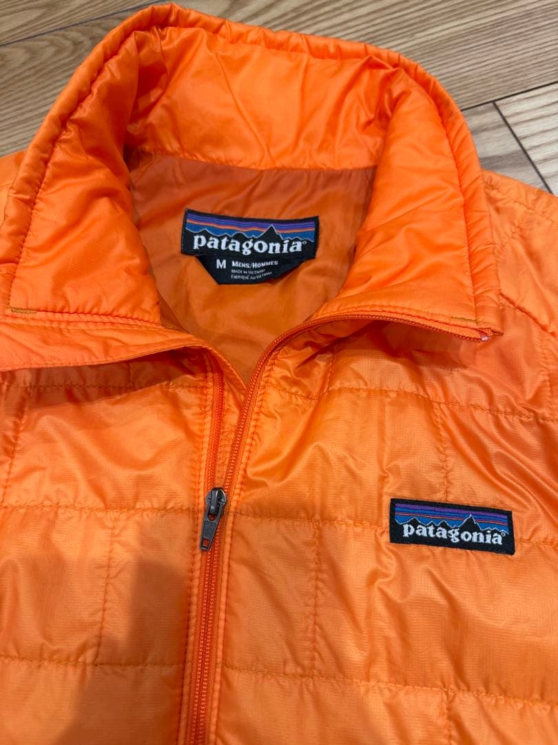 patagonia オレンジ ベスト