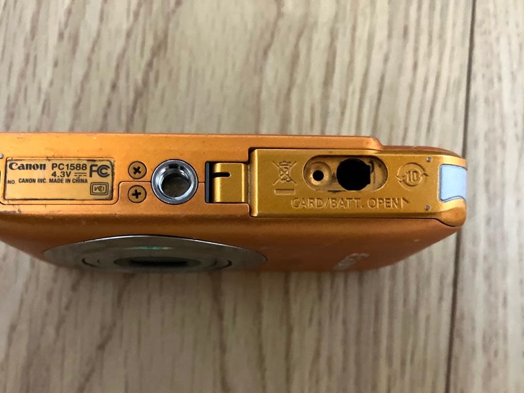 Canon　IXY 210F　デジタルカメラ