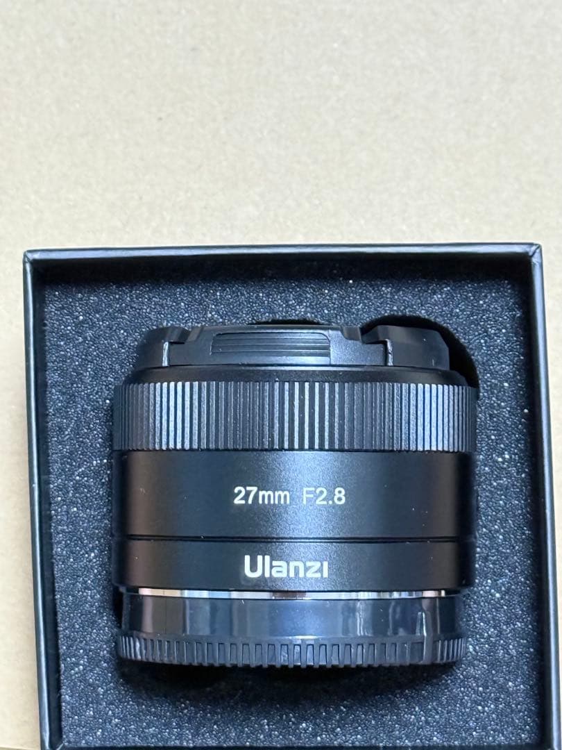 EマウントレンズUlanzi CL02 AF 27mm F2.8 フラッシュ付き