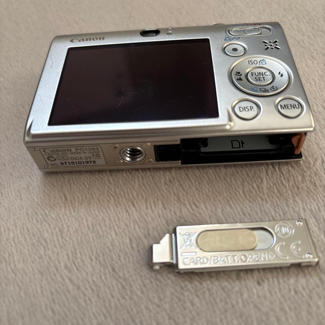 Canon IXY DIGITAL 25IS（ミニ三脚付属）