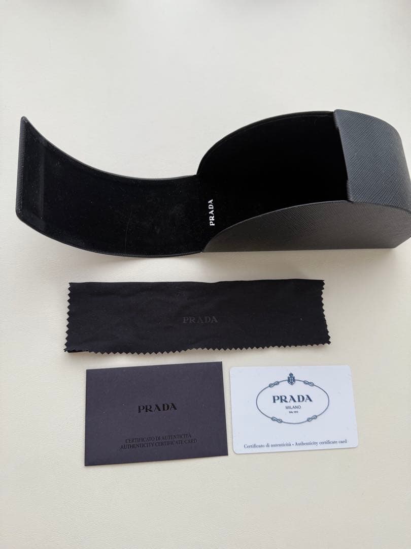 美品　PRADA プラダ　サングラス　ベッコウ　三角ロゴプレート