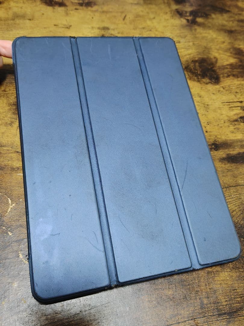 【美品】iPad 第5世代 32GB Wi-Fiモデル ゴールド