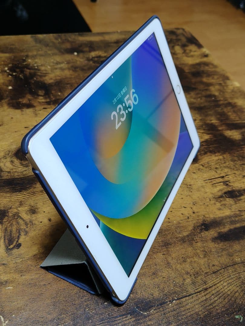 【美品】iPad 第5世代 32GB Wi-Fiモデル ゴールド