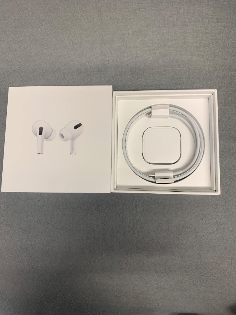美品　AirPods Pro 第一世代　MWP22J/A