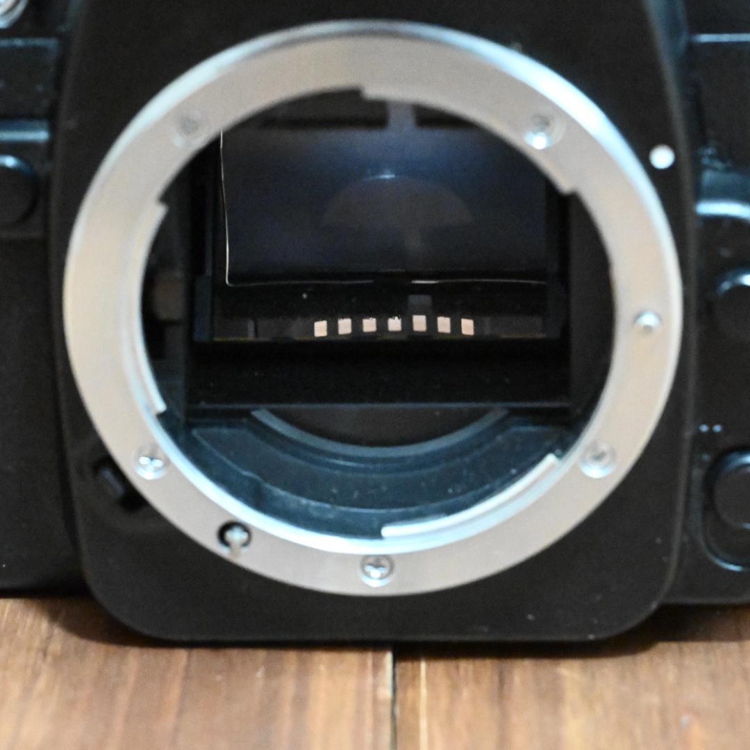 【GW限定お値下げ！】Nikon F80D＋標準レンズ+ストラップ新品