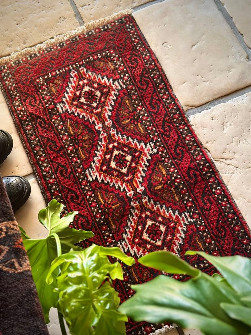 トライバルラグ　ヴィンテージラグ　ミニラグ　バルーチ族　プリミティブアート　美品