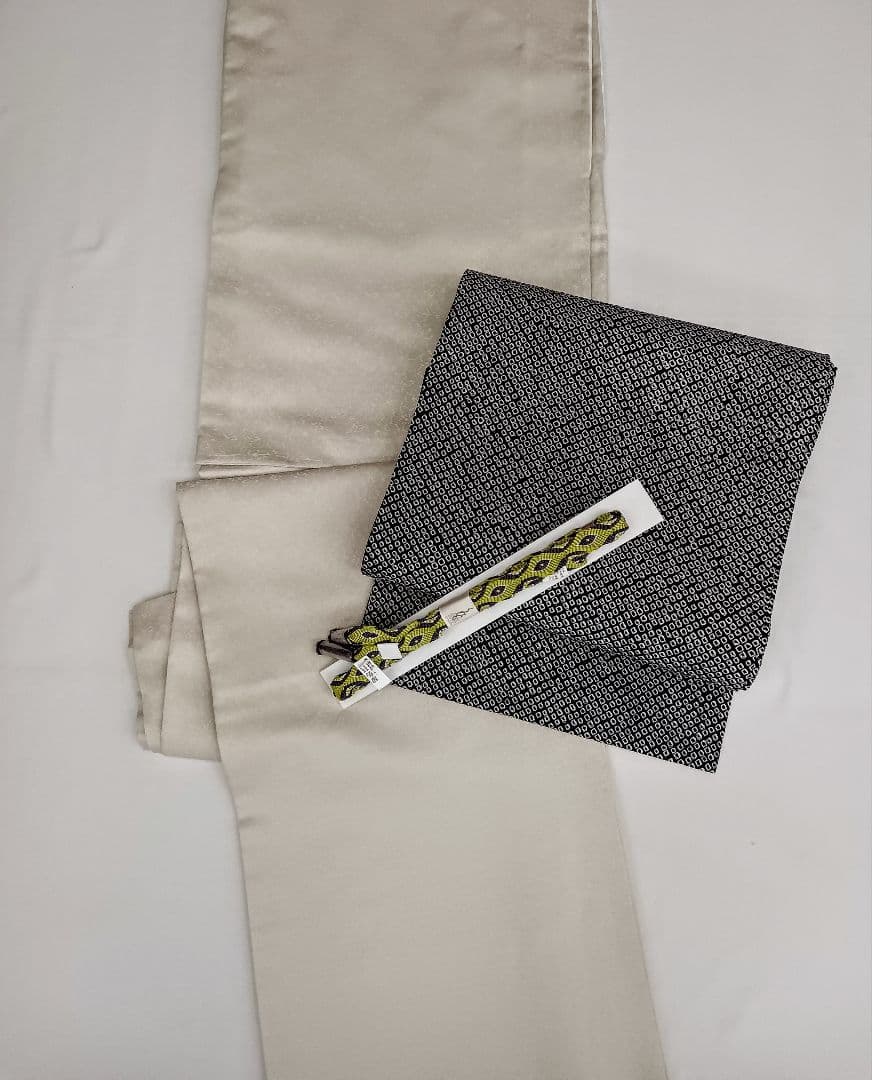 洗える色無地　花唐草地紋　Lサイズ