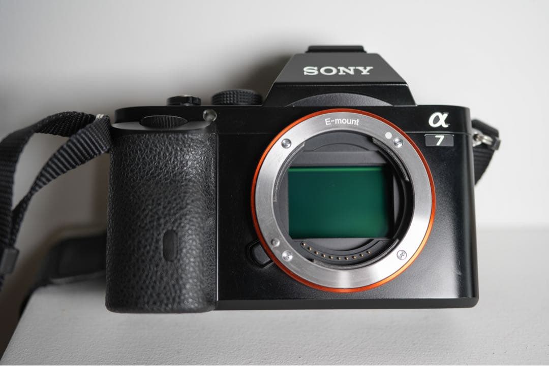 SONY α7 ミラーレス一眼カメラ　本体