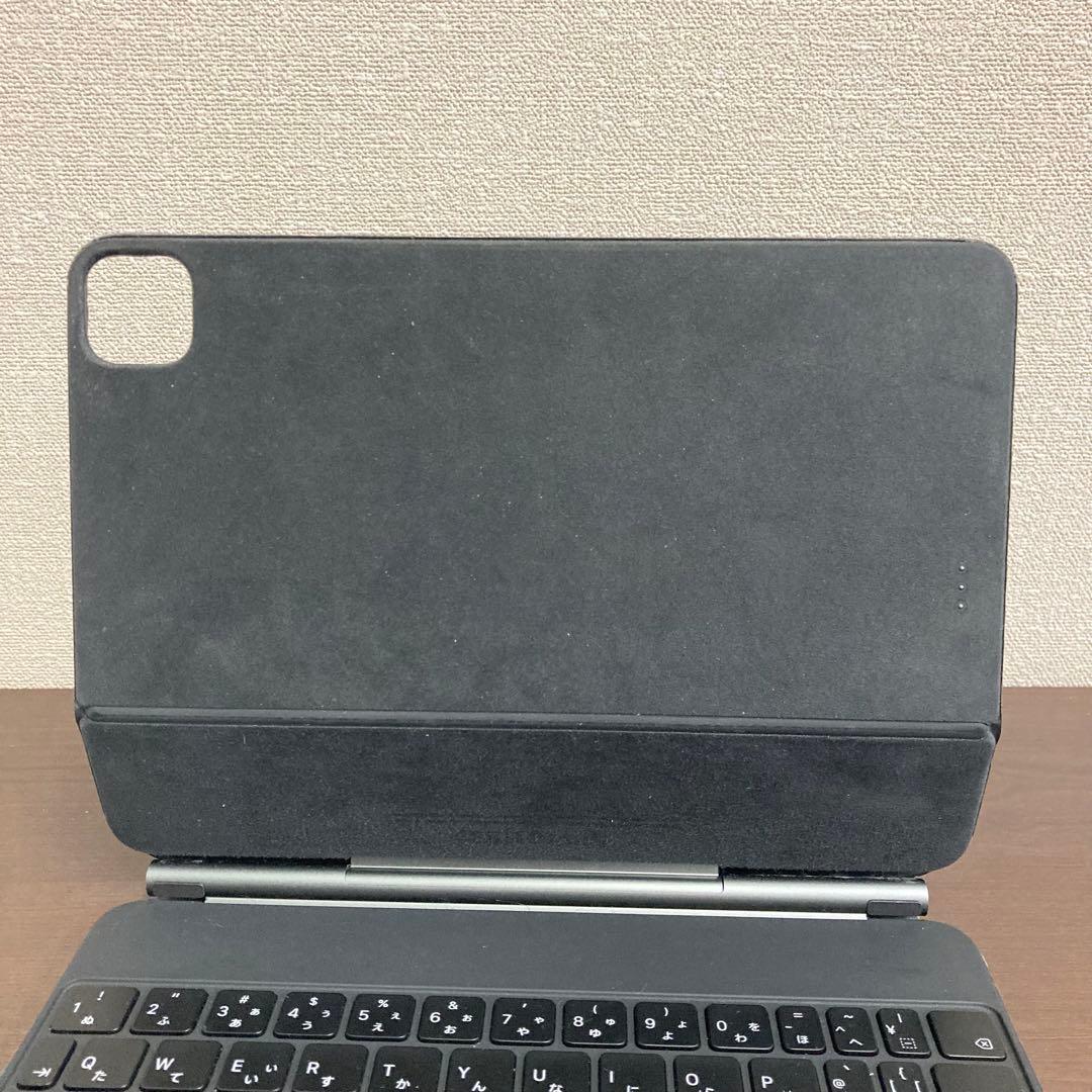 Apple 11インチ iPad Magic Keyboard MXQT2J/A