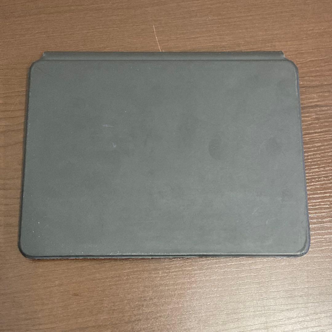 Apple 11インチ iPad Magic Keyboard MXQT2J/A
