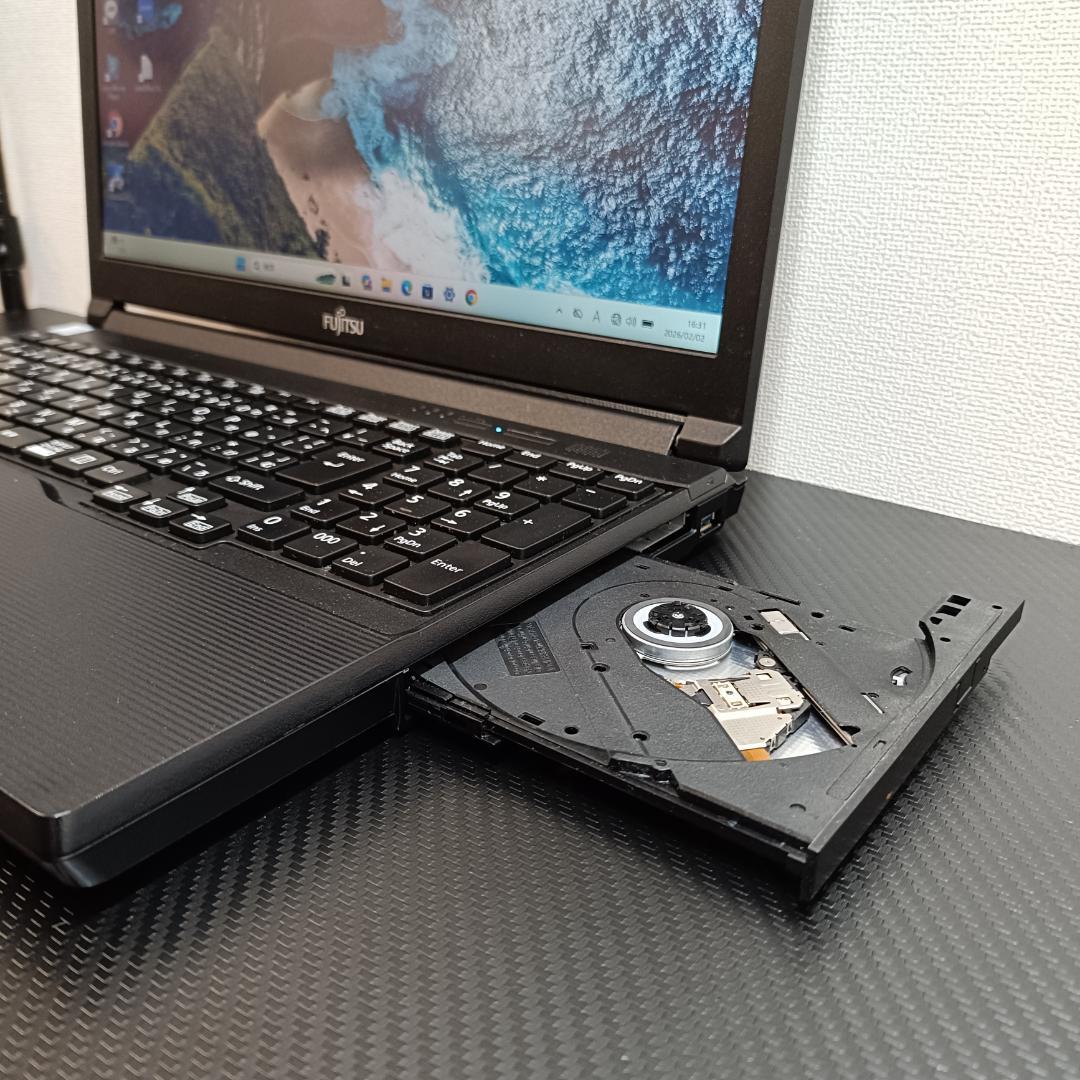 富士通 ノートPC i5 Windows11 SSD メモリ8GB DVD 黒