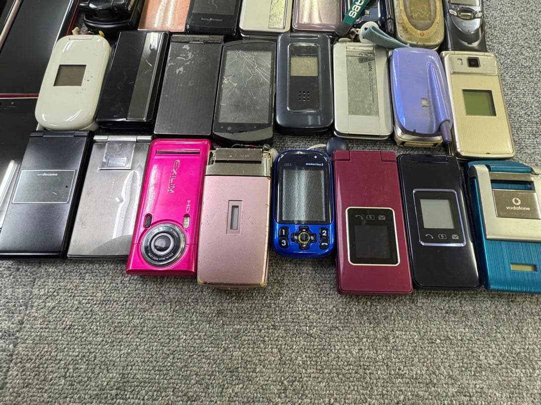 スマホ　ガラケー 携帯電話 本体 66台 ジャンク iPhone ipad