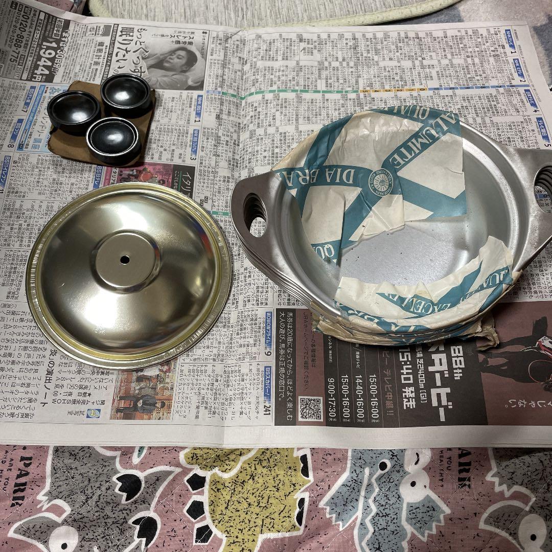 ラーメンどんぶりと他バラ売り可能レトロ食器あり‼️