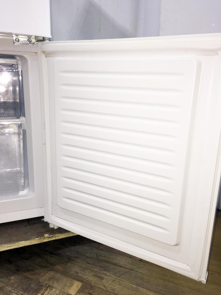 玄関前まで☆ニトリ☆106L☆2ドア冷凍冷蔵【NTR-106】I828