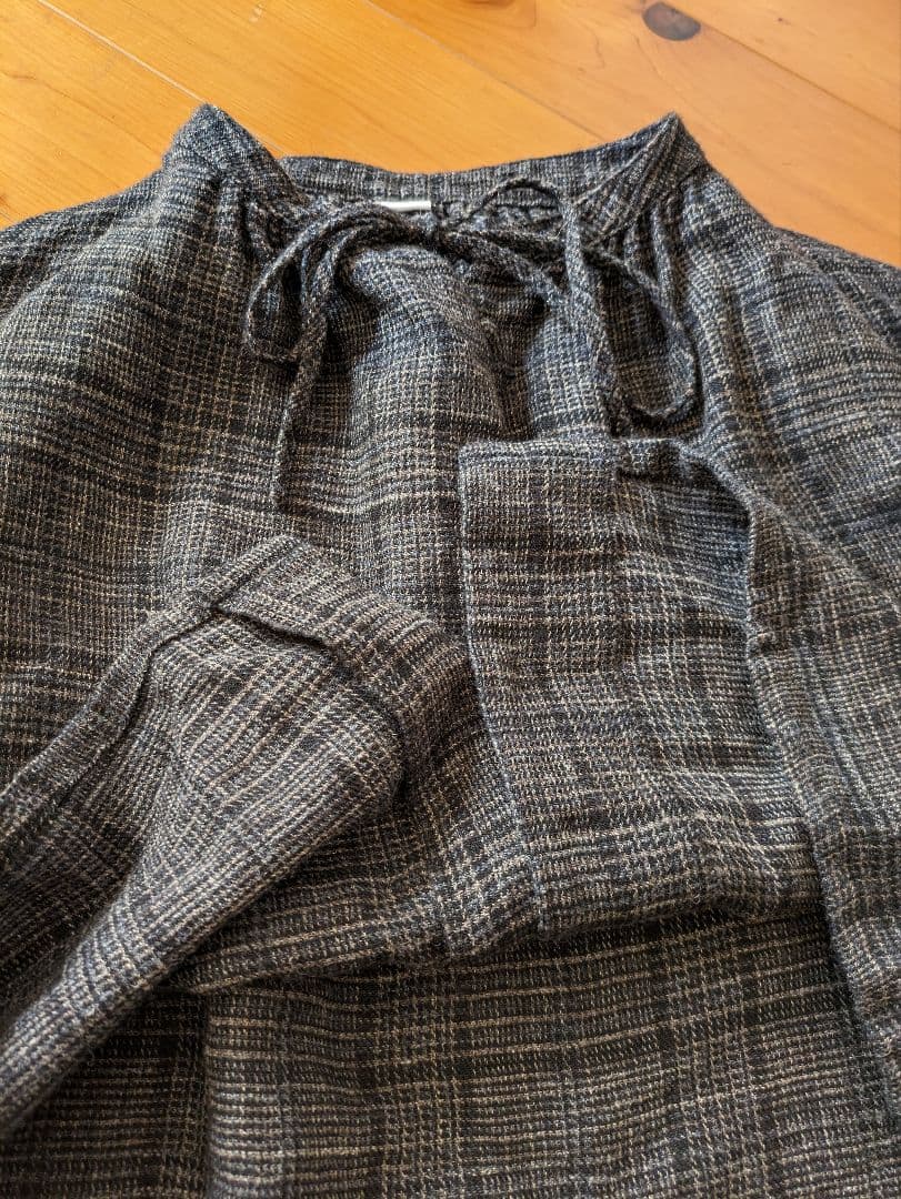 2024年　entwaボートネックギャザーブラウス　ウールリネンチェック