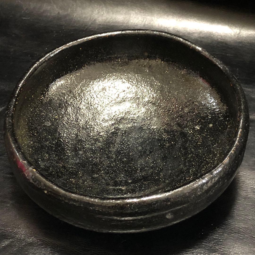 美しい古美術◆蔵から黒楽の夏茶碗の抹茶茶碗が出て来ました。