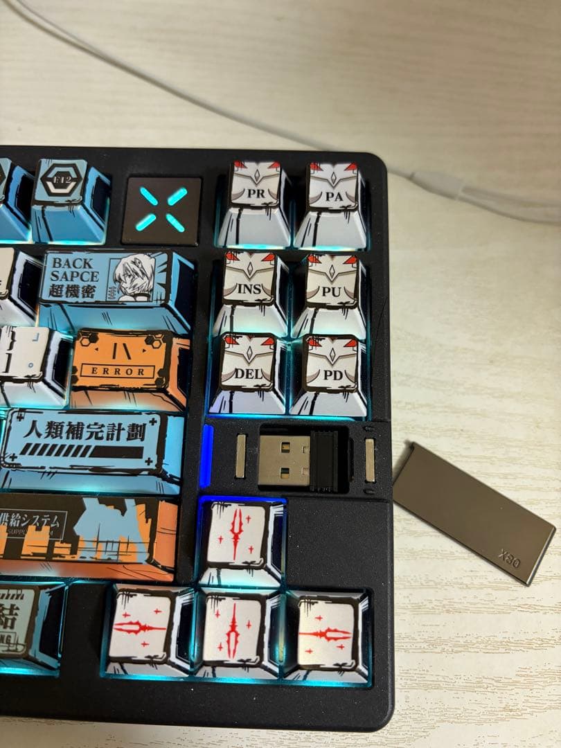 ゲーミングキーボード　メカニカル式カスタム美品X80