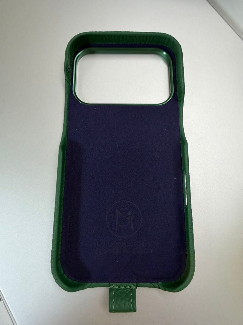 NEW iPhone17 Pro スリングスマホケース