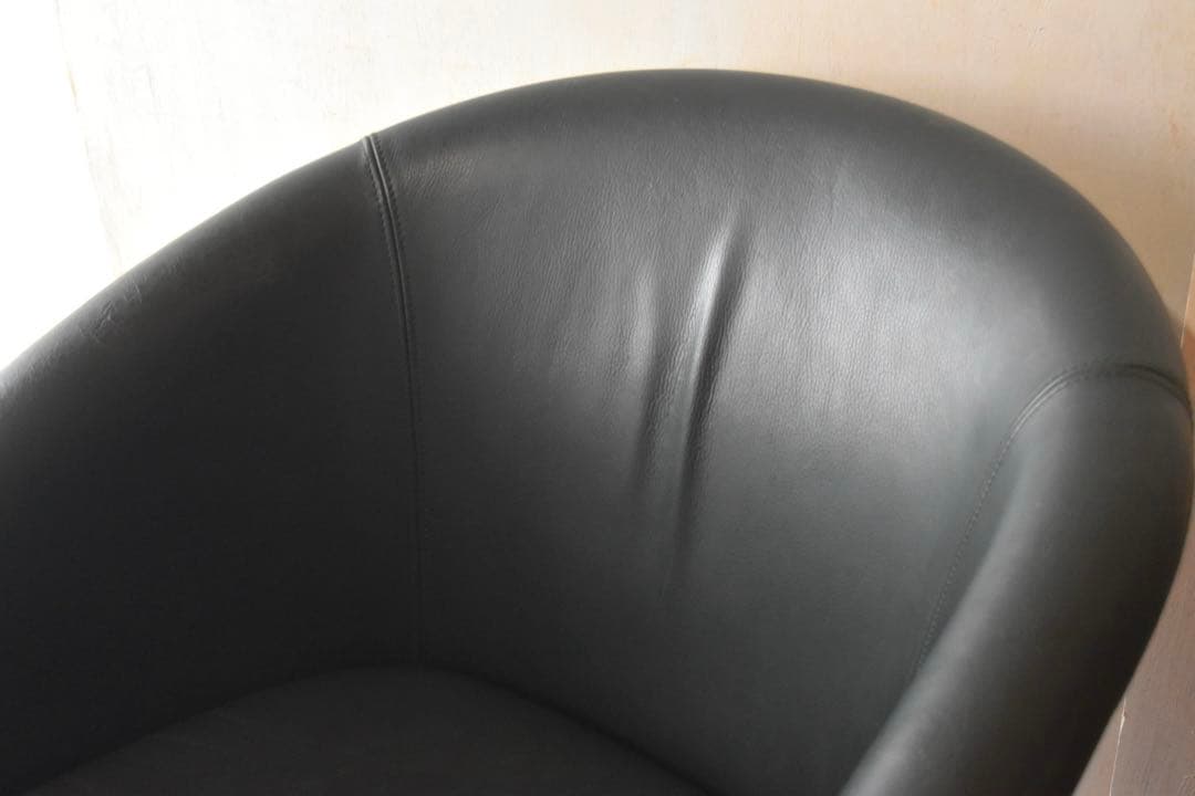 NIELAUS & JEKI MOBLER OPUS ①