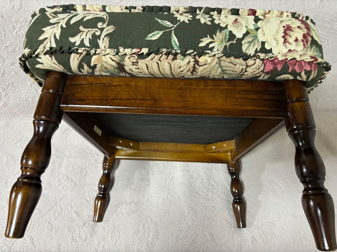 カリモク　スツール　オットマン　karimoku コロニアル　カリモク家具