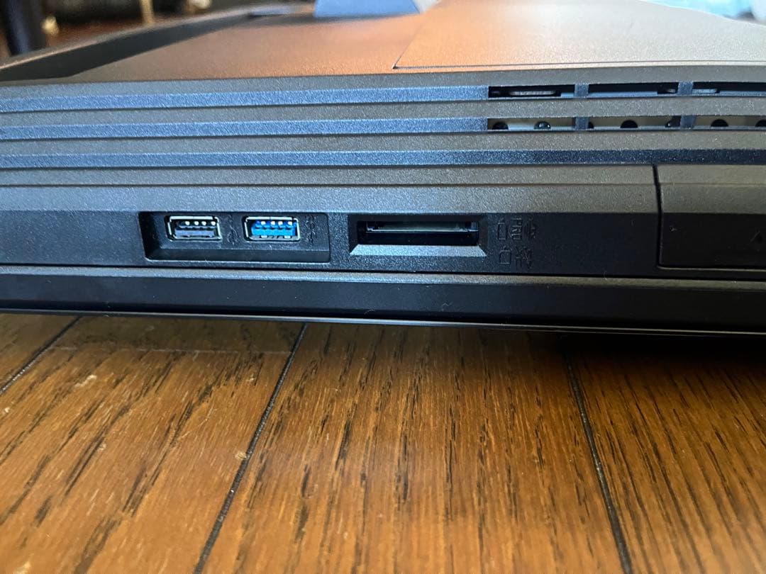 美品 Core i7 地デジ SSD 富士通 FMV FH56/HD 即使用可