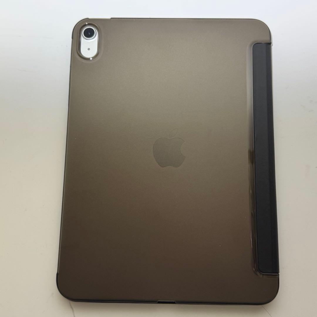 【極美品】iPad (A16) 128GB Wi-Fi シルバー ケース付き