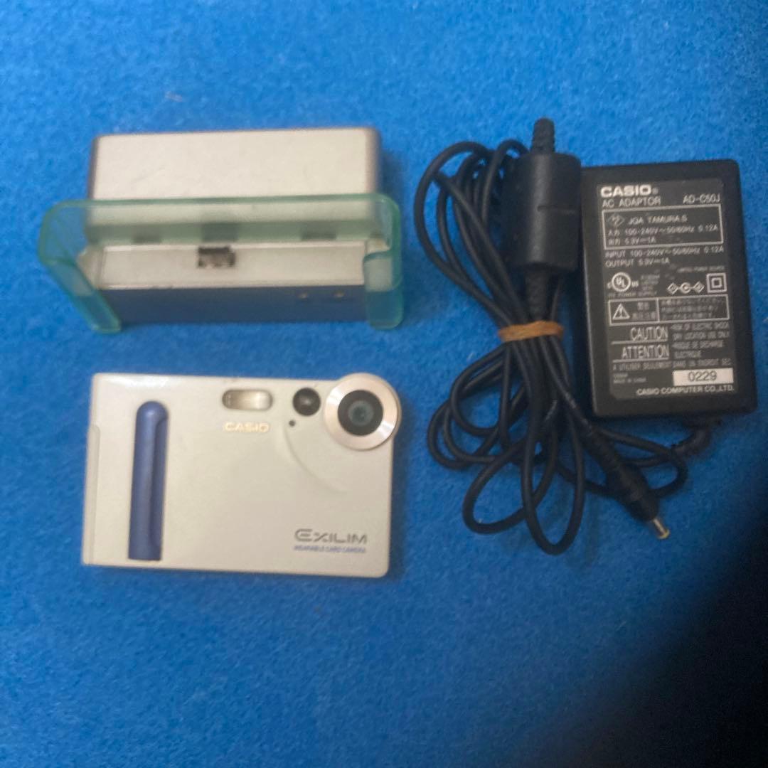 CASIO EXILIM デジタルカメラ 充電器・ドック付き