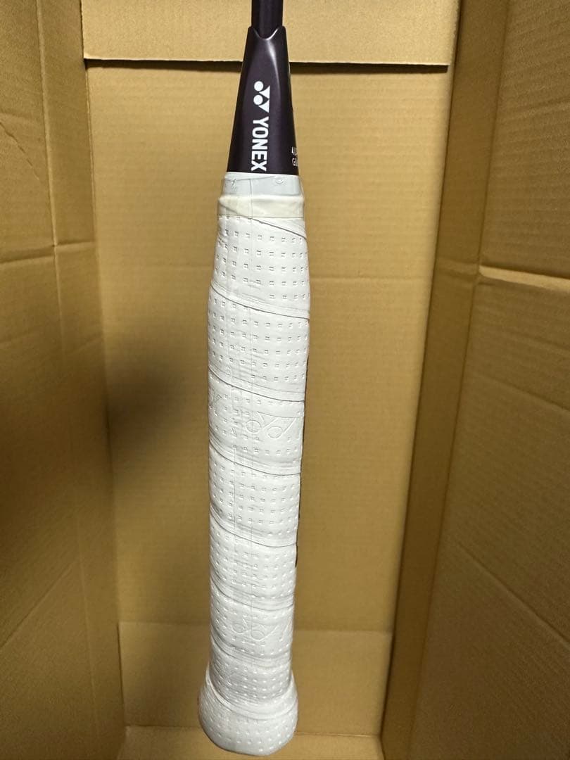 YONEX バドミントンラケット 多色デザイン 4U5