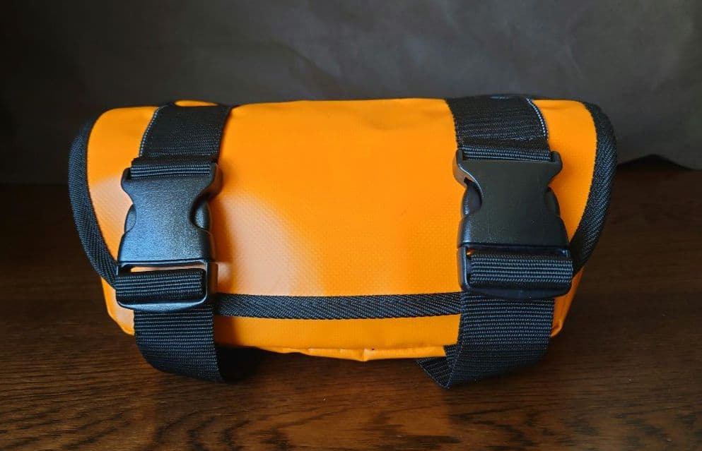 シンイチロウ アラカワ（SHINICHIRO ARAKAWA）プチ・バッグ