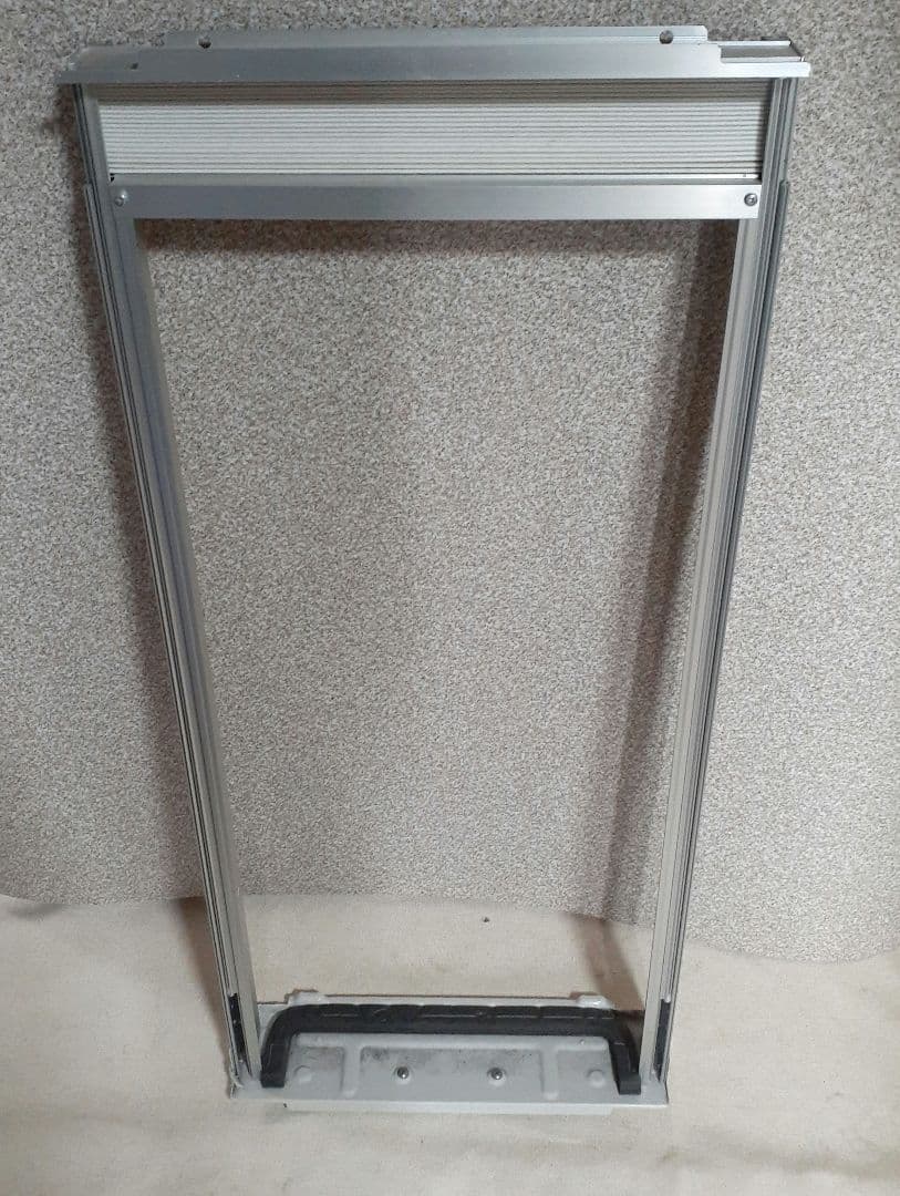 コロナ　ルームエアコン　CW-F1623R