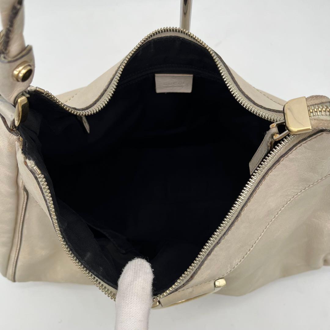 GUCCI ワンショルダーバッグ 肩掛け アビーライン ゴールド金具 レザー 白