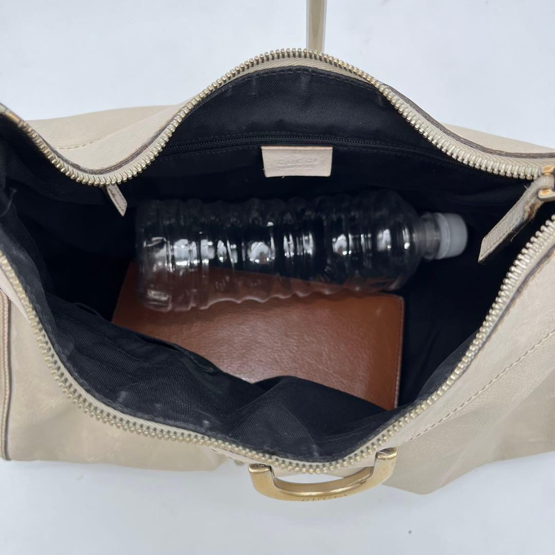 GUCCI ワンショルダーバッグ 肩掛け アビーライン ゴールド金具 レザー 白