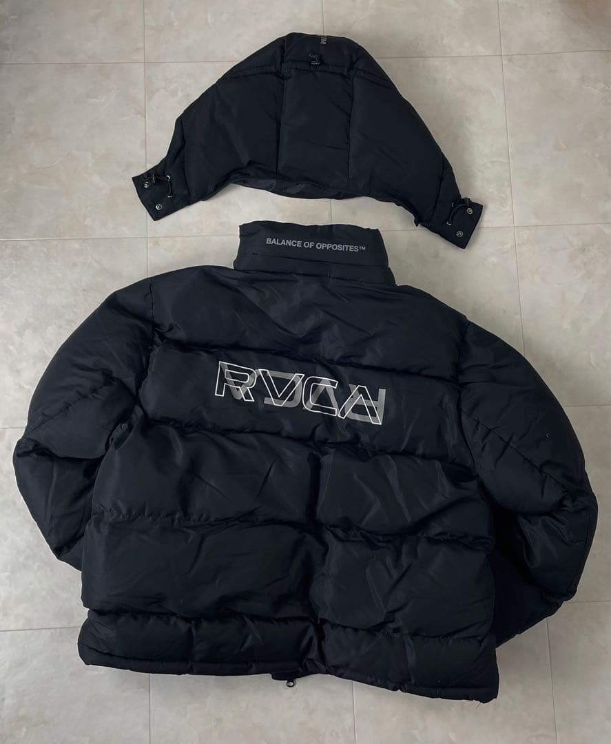【希少コラボモデル2024美品✨】RVCA✕AZULパファージャケット ブラック
