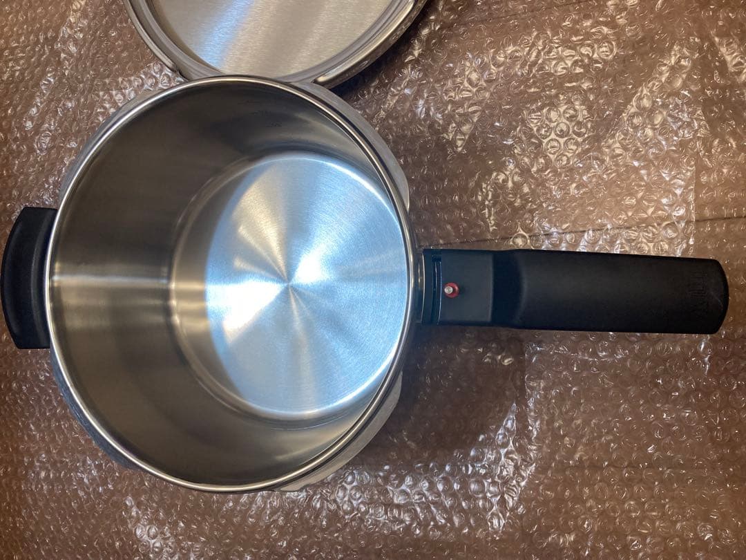 新品　フィスラー ビタクイックプラス 片手圧力鍋3.5L