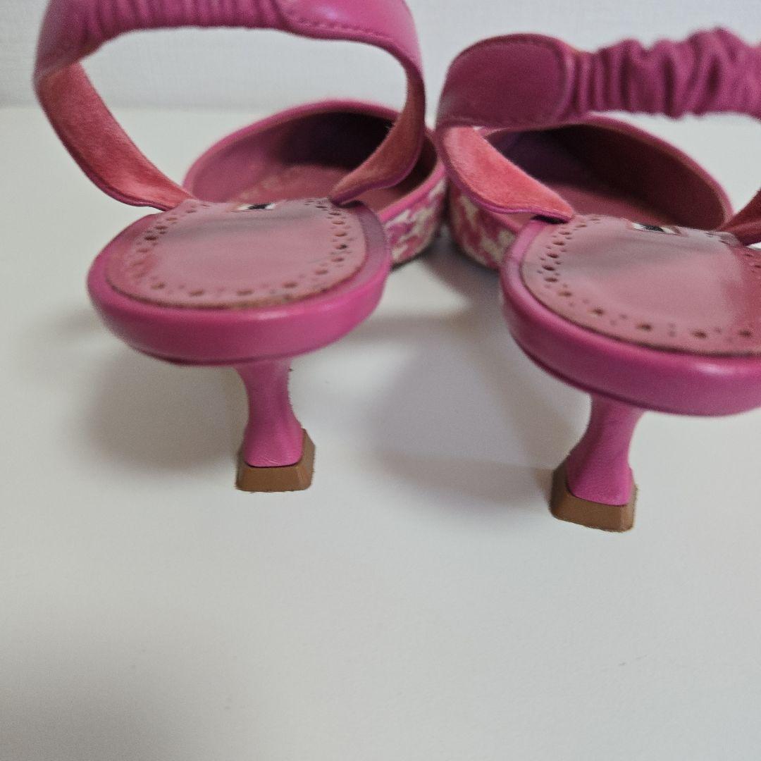MANOLO BLAHNIK ピンクスリングバックミュール