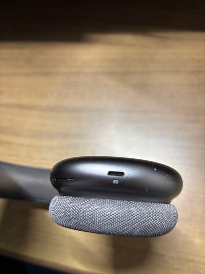 AirPod max 第一世代