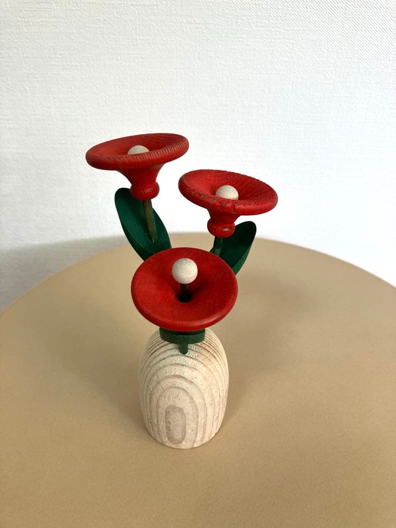 aarikka アーリッカ 3本の赤い花の寄せ植え　木製　オブジェ