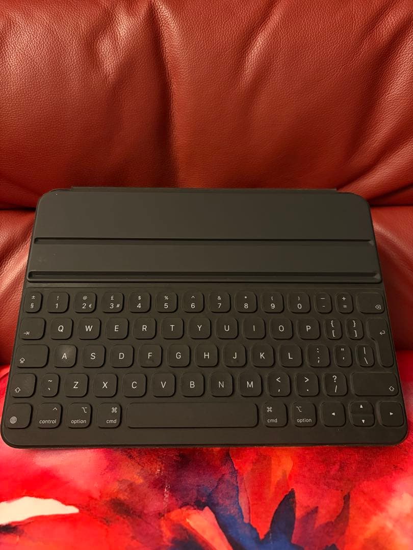 11インチ iPad Pro 第2世代 第3世代　Smart Keyboard