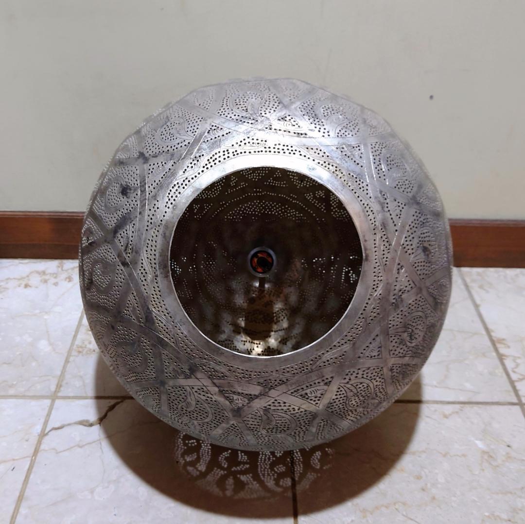 ペンダントランプ　球型　メタル　シルバー