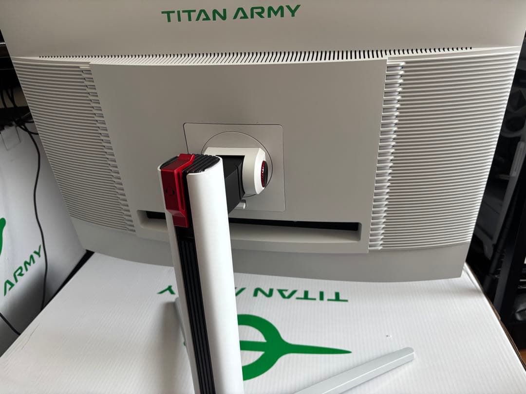 ディスプレイ・モニター本体 TITAN ARMY M27E6V-PRO