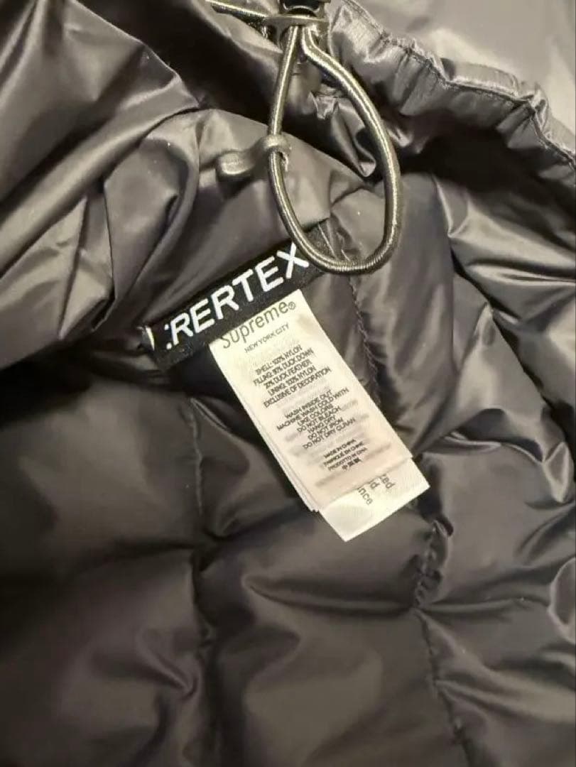 ジャケット・アウター 25FW Supreme Micro Down Black