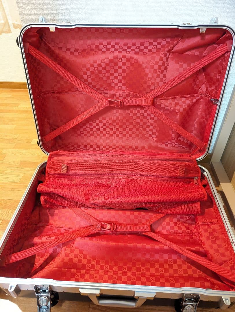 超美品 CARGO キャリーケース　5〜6泊用