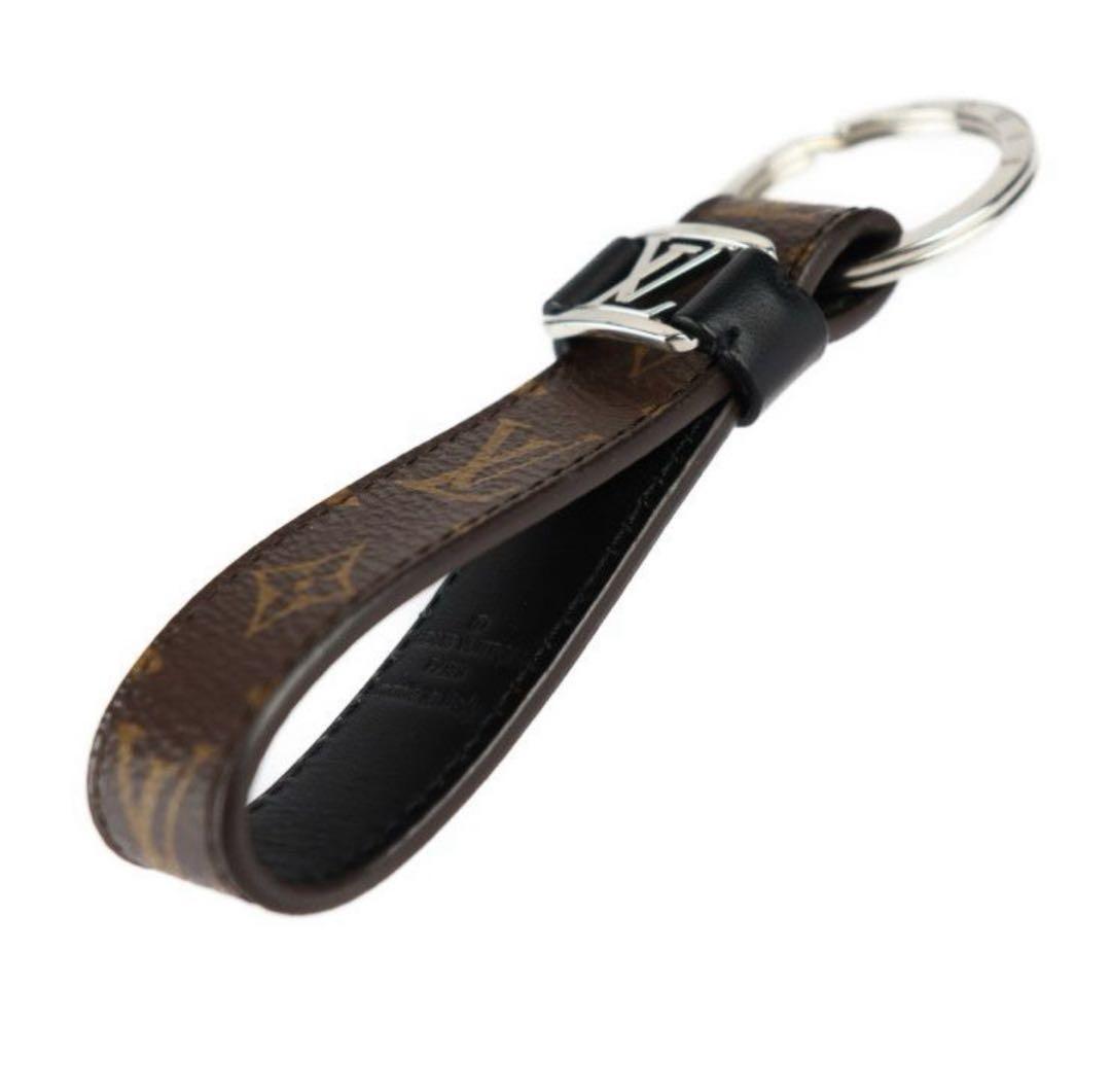 LOUIS VUITTON ヴィトンキーホルダードラゴンヌ