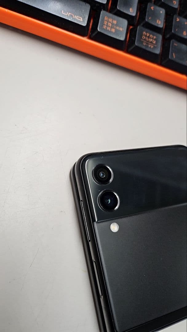 【au版】Galaxy Z Flip 3 5G SCG12 ファントムブラック