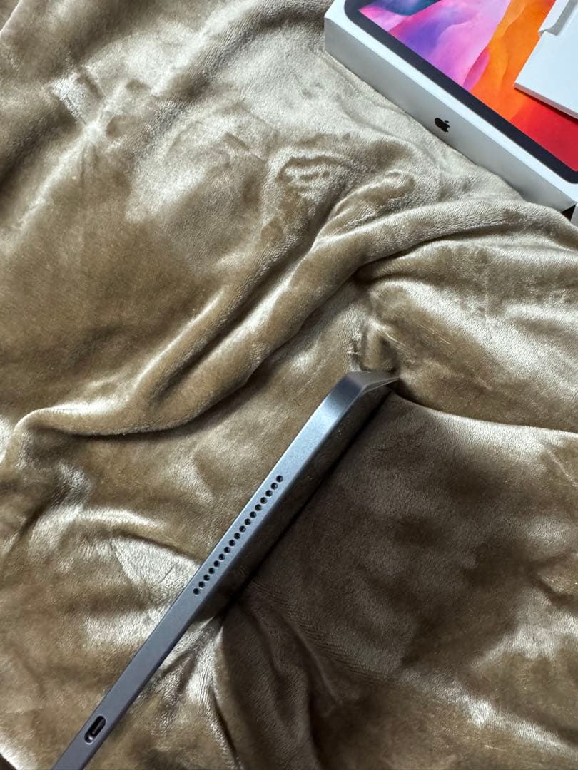 12.9インチ iPad Pro セルラー　512GB 第4世代