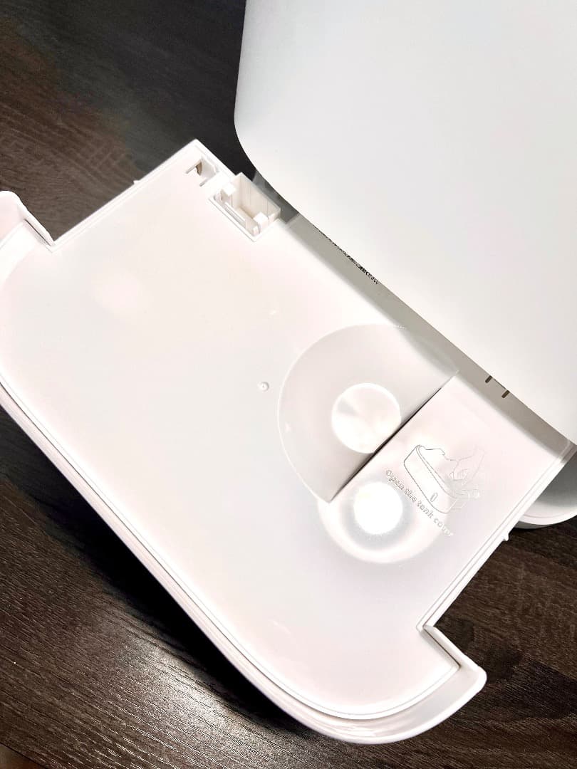 デシカント式衣類乾燥除湿機 除湿量10L/日　新品　木造24畳鉄筋48畳