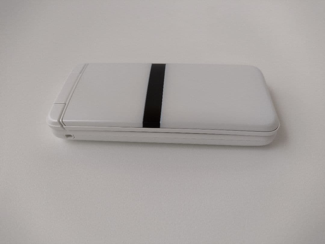 DINGOケータイ KY-42C 本体 白 ドコモ