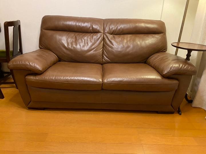 英国風本革ブラウンカラーソファ2-3人掛用